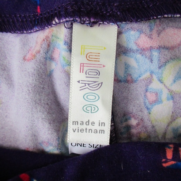 LuLaRoe Dark Floral leggings Purple, High Rise, 26" Inseam, OS One-size or Small - Picture 6 of 6